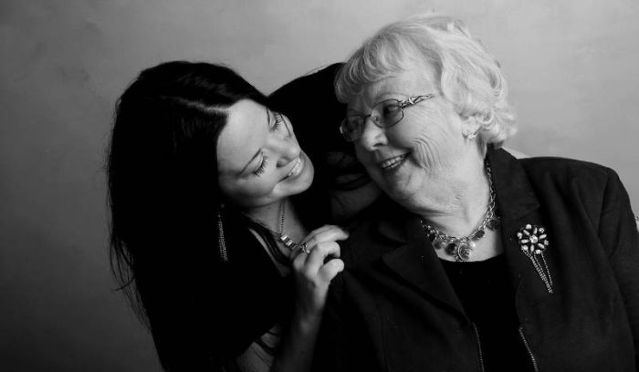 Abuela y nieta